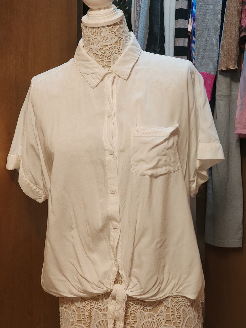 Classic Cream Button-Front Short Sleeve Top with Front Knot